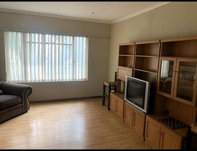 4 BEDROOM HOUSE FOR SALE IN ELSPARK